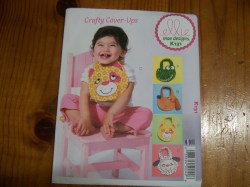 131 CRAFT COVERUP GATOR,UP, KITTY, LAMB BIB PATTERN O/S